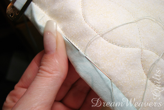 Invisible quilt binding stitches