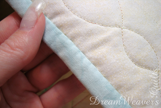 Invisible quilt binding stitches